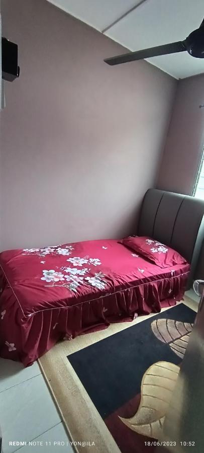 Homestay Rezeki バトゥ・ガジャ エクステリア 写真