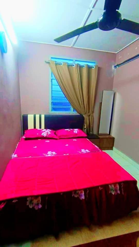 Homestay Rezeki バトゥ・ガジャ エクステリア 写真